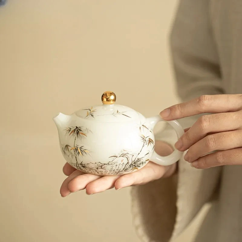 190ml Sheep Fat Jade Icy Gold-inlaid Jade Bamboo Teapot Zen Tea Infuser Pot Tea Soaking Kettle With Ball Hole Tea Ceremony Gift
190ml Sheep Fat Jade Icy Gold-inlaid Jade Bamboo Teapot Zen Tea Infuser Pot Tea Soaking Kettle With Ball Hole Tea Ceremony Gift