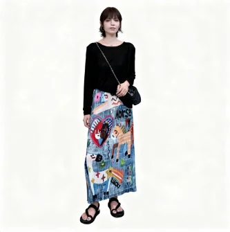 Miyake Pleated Women's Casual Skirt 2026 New Japanese Design Cartoon Print Elastic Waist Bag Hip Straight Skirt
Miyake Pleated Women's Casual Skirt 2026 New Japanese Design Cartoon Print Elastic Waist Bag Hip Straight Skirt