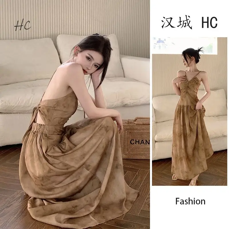 New Chinese Style Neck Halter V-neck Dress for Women in Summer Backless Waist-hugging Sexy Long Skirt Pure Brown A-line Skirt
New Chinese Style Neck Halter V-neck Dress for Women in Summer Backless Waist-hugging Sexy Long Skirt Pure Brown A-line Skirt
