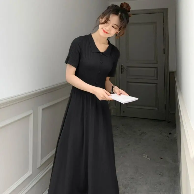 New Dress Retro Mid-length Summer Temperament Skirt POLO Neck Ice Silk Knitted Skirt Makes You Look Slim and Loose
New Dress Retro Mid-length Summer Temperament Skirt POLO Neck Ice Silk Knitted Skirt Makes You Look Slim and Loose