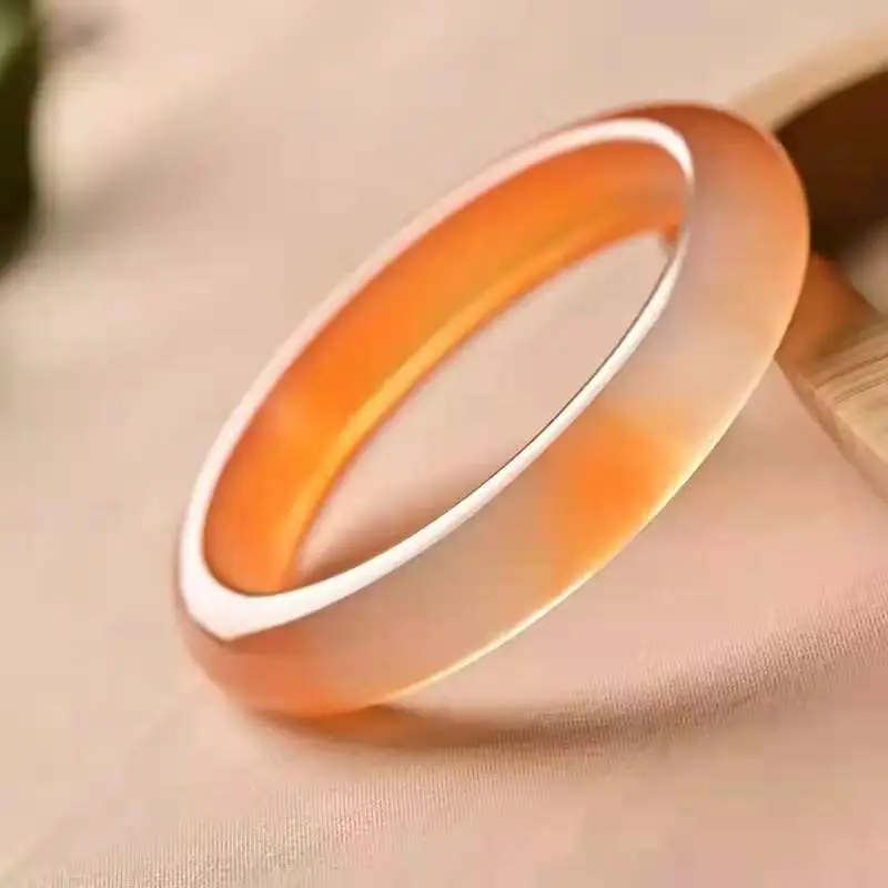 Hot Products Natural Copywriting Orange White Color Chalcedony Agate Bracelet Exquisite Passion Jade Bangle Jewelry Accessory
Hot Products Natural Copywriting Orange White Color Chalcedony Agate Bracelet Exquisite Passion Jade Bangle Jewelry Accessory