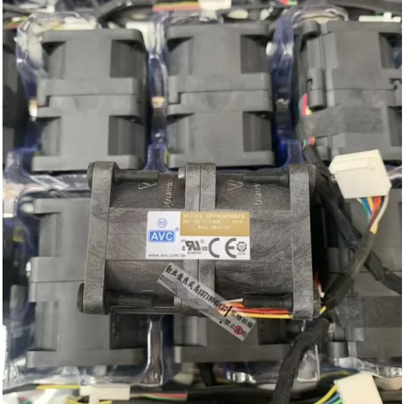 AVC DFPK0456B2G DC 12V 3.60A 40x40x56mm 8-Wire Server Cooling Fan
AVC DFPK0456B2G DC 12V 3.60A 40x40x56mm 8-Wire Server Cooling Fan