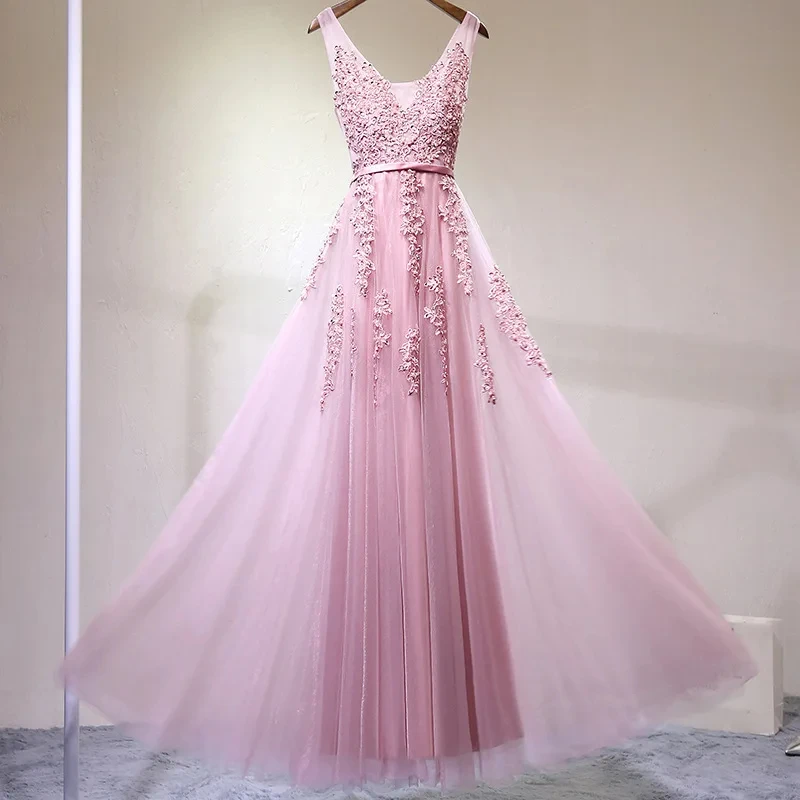 Beadeding Appliques Prom Dresses Elegant Tulle V-Neck Sleeveless Sexy Backless Evening Dress Princess Bridesmaid Dress Vestidos
Beadeding Appliques Prom Dresses Elegant Tulle V-Neck Sleeveless Sexy Backless Evening Dress Princess Bridesmaid Dress Vestidos