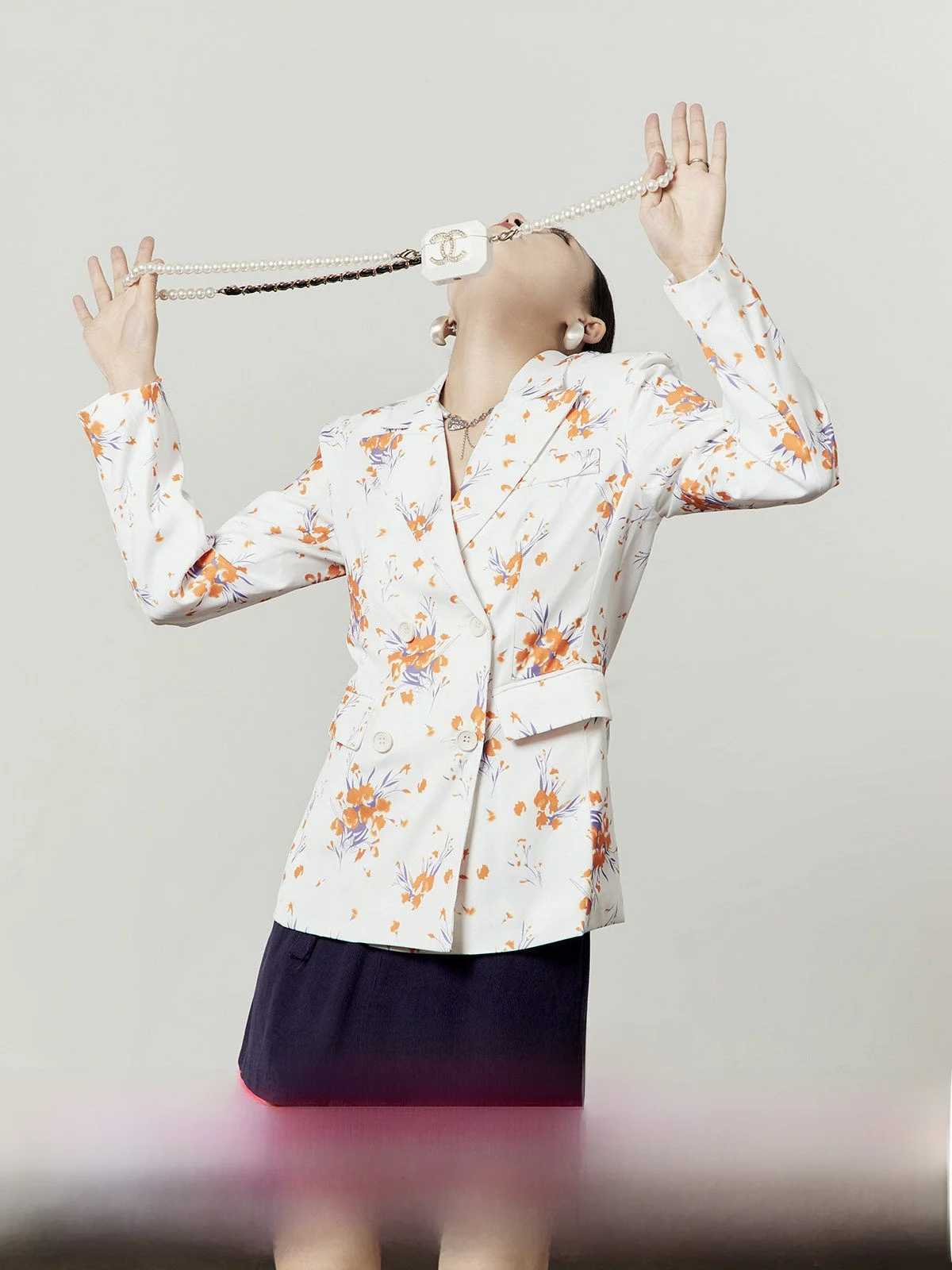 White Floral Print Long Sve Slim Fit Women's Suit Ele Sle Casual Ocn Faionable Trendy Design Zhou Li Wu Brand
White Floral Print Long Sve Slim Fit Women's Suit Ele Sle Casual Ocn Faionable Trendy Design Zhou Li Wu Brand