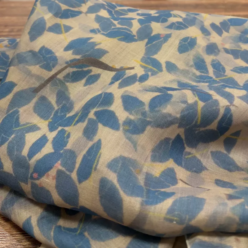 100% ramie light brown plant flower printed fabric, suitable for clothing sewing and DIY fabrics
100% ramie light brown plant flower printed fabric, suitable for clothing sewing and DIY fabrics