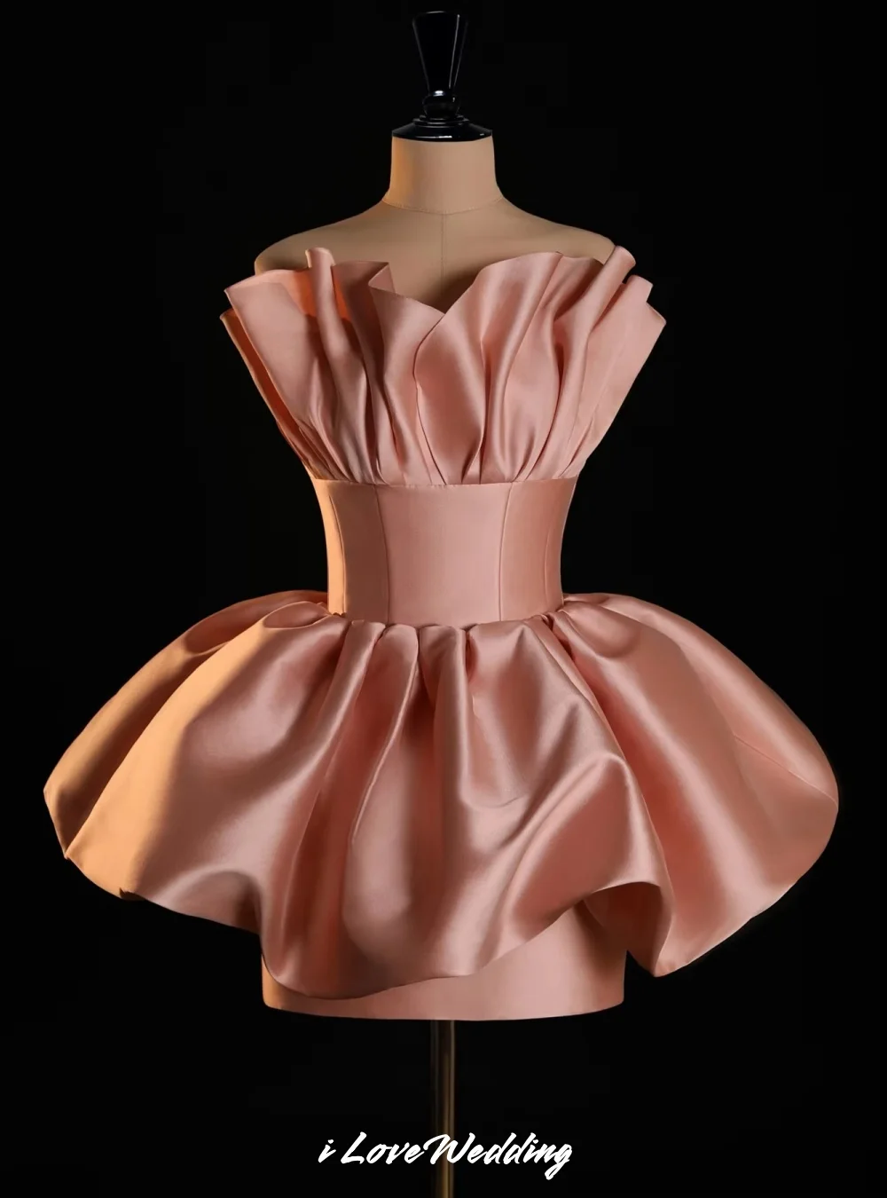 Pink Mini Homecoming Dress 2025 Satin Ruffled Sleeveless A-Line Pleated Backless Zipper Short Cocktail Party Dresses Customized
Pink Mini Homecoming Dress 2025 Satin Ruffled Sleeveless A-Line Pleated Backless Zipper Short Cocktail Party Dresses Customized
