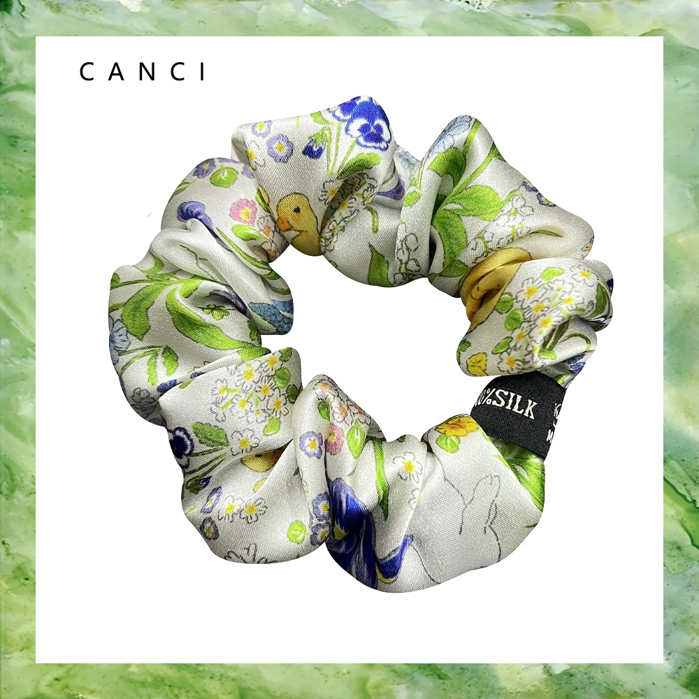 100% Pure Mulberry Silk Scrunchies Oil Painting Hair Bands Ties Gum Elastics Ponytail Holders for Women Girls 19 Momme 3.5CM
100% Pure Mulberry Silk Scrunchies Oil Painting Hair Bands Ties Gum Elastics Ponytail Holders for Women Girls 19 Momme 3.5CM