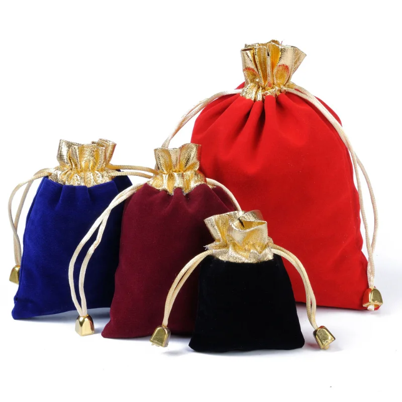 Multi-size Drawstring Velvet Gift Candy Bags Vintage Gold Color Trim For Wedding,Christmas,Party,Candy,Jewelry Packing
Multi-size Drawstring Velvet Gift Candy Bags Vintage Gold Color Trim For Wedding,Christmas,Party,Candy,Jewelry Packing