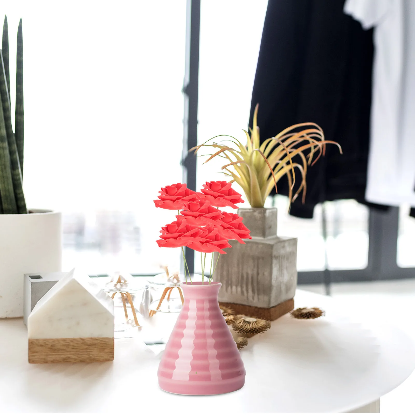 50pcs Simulation Rose Arrangement Home Wedding Decor Diy Artificial Flower Branch Hand Tied Bouquet Fake Flower Dinner Table
50pcs Simulation Rose Arrangement Home Wedding Decor Diy Artificial Flower Branch Hand Tied Bouquet Fake Flower Dinner Table