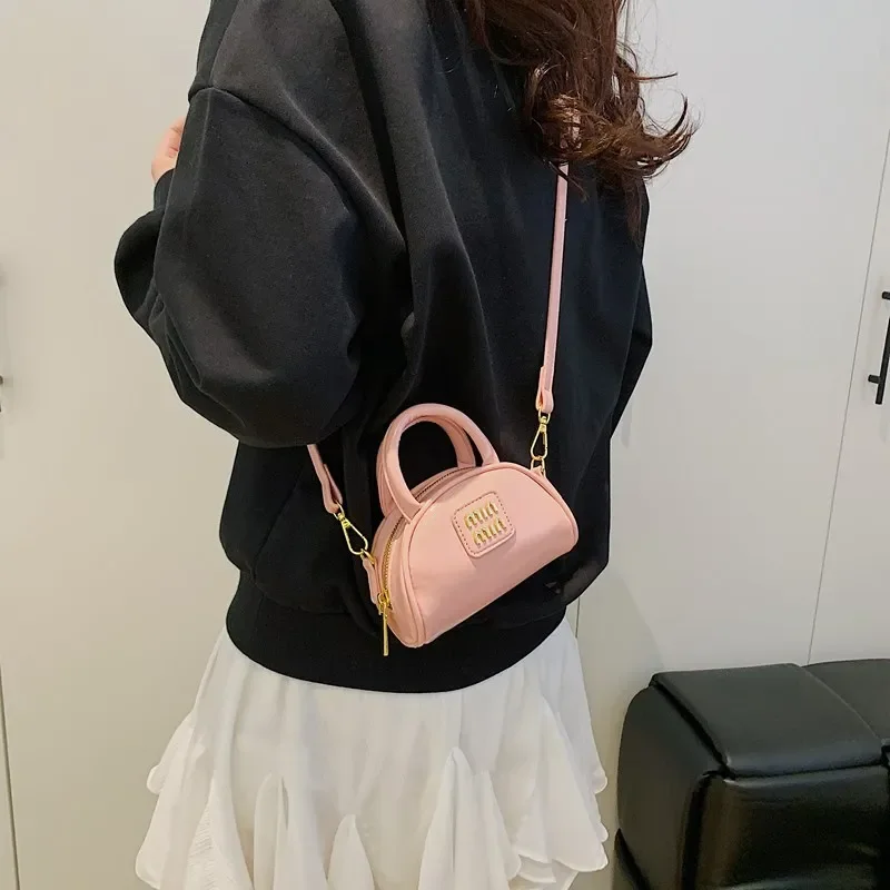 2025 Mini Crossbody Bags for Travel Anti-Theft - Elegant Princess Messenger Bag Dating & Casual Outings
2025 Mini Crossbody Bags for Travel Anti-Theft - Elegant Princess Messenger Bag Dating & Casual Outings