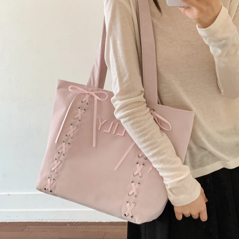 2026 Summer New Women's Soft Leather Tote Bag High Capacity Casual Crossbody Bag Fashionable Shoulder Bag for Commute
2026 Summer New Women's Soft Leather Tote Bag High Capacity Casual Crossbody Bag Fashionable Shoulder Bag for Commute
