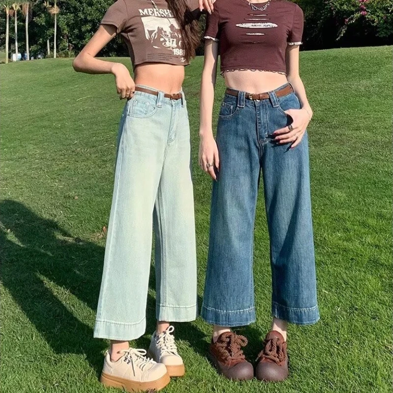 Модные укороченные джинсы, женские новые весенне-летние свободные прямые брюки 2023, винтажные шикарные широкие джинсовые брюки до щиколотки, уличная одежда
Модные укороченные джинсы, женские новые весенне-летние свободные прямые брюки 2023, винтажные шикарные широкие джинсовые брюки до щиколотки, уличная одежда