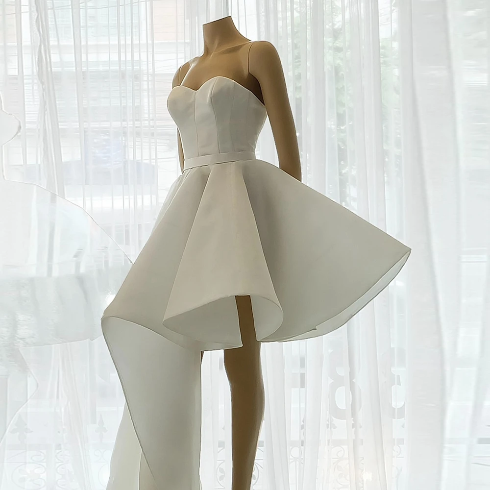 Elegant Organza Asymmetrical A‑Line Evening Gowns with Long Train Fashion Strapless Mesh Prom Party Dress Wedding Guest Dress
Elegant Organza Asymmetrical A‑Line Evening Gowns with Long Train Fashion Strapless Mesh Prom Party Dress Wedding Guest Dress