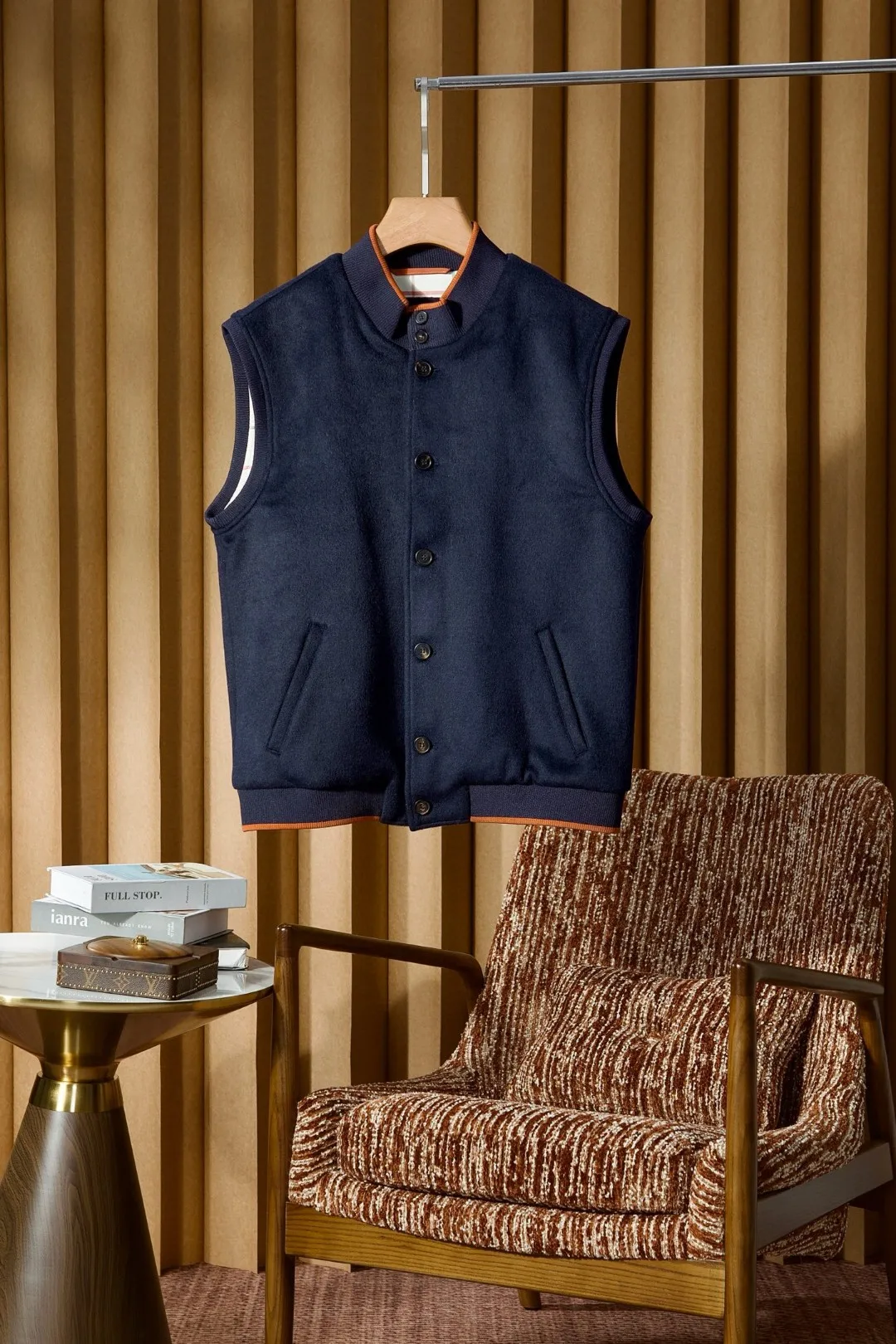 Italian Sle Luxury Men's Faion Autumn Winter Camere Blend Vest Casual Busin Outerwear Stand Collar Lightweight
Italian Sle Luxury Men's Faion Autumn Winter Camere Blend Vest Casual Busin Outerwear Stand Collar Lightweight