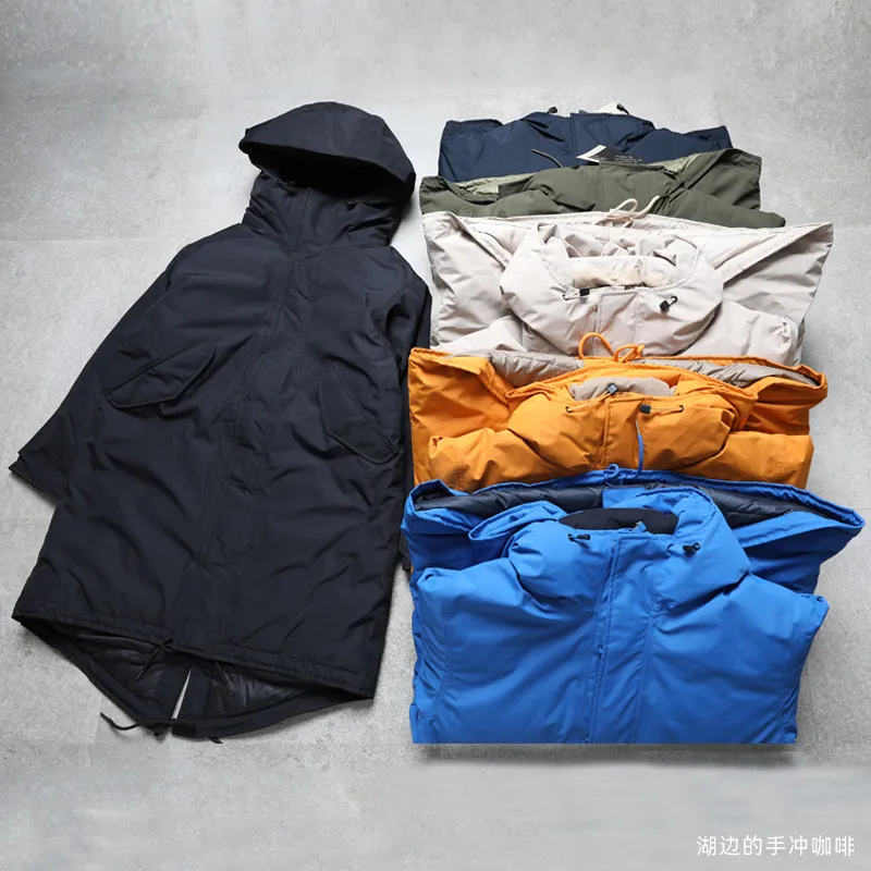 Японская уличная куртка Gore-Tex с ультрадолгим сроком службы, ветрозащитная и водонепроницаемая, с наполнителем из пуха, полностью прорезиненная.
Японская уличная куртка Gore-Tex с ультрадолгим сроком службы, ветрозащитная и водонепроницаемая, с наполнителем из пуха, полностью прорезиненная.