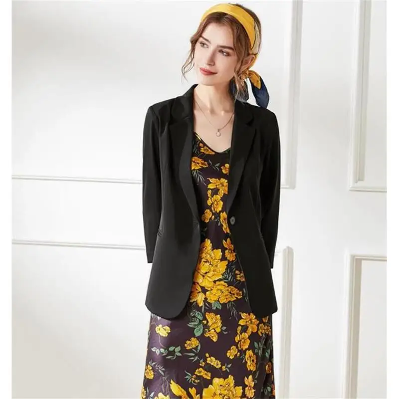 Blazer Casual Women 2022 High Quality Runway Designer Long Sleeves Coat Outerwear Jacket Blazers NP1884MF
Blazer Casual Women 2022 High Quality Runway Designer Long Sleeves Coat Outerwear Jacket Blazers NP1884MF