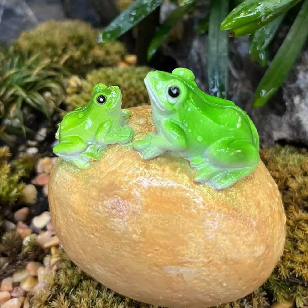 Creative Cartoon Frogs Miniature Figurines Green Resin Crafts Small Frog Ornament Cute Handicraft Animal Statue Countryside
Creative Cartoon Frogs Miniature Figurines Green Resin Crafts Small Frog Ornament Cute Handicraft Animal Statue Countryside