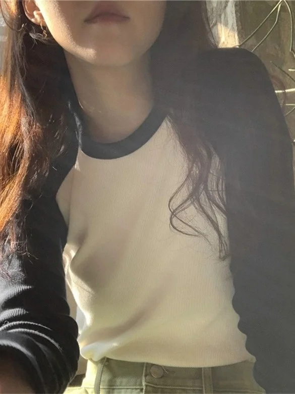 Chic Long Sve T-irt Women's American Retro Rib Color Blo Slim Fit oulder Insertion Top Korean Sle Stand Fit Pol...
Chic Long Sve T-irt Women's American Retro Rib Color Blo Slim Fit oulder Insertion Top Korean Sle Stand Fit Pol...