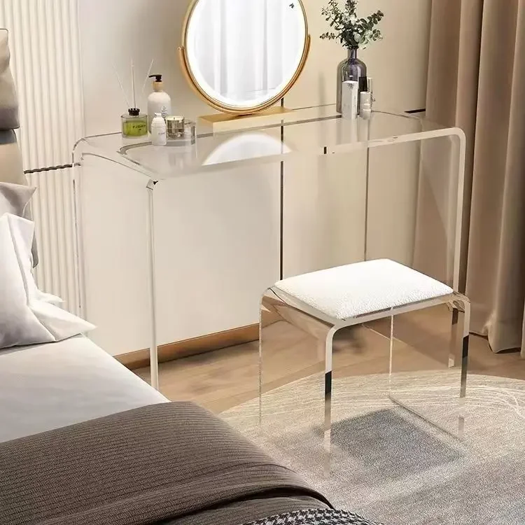 Household small apartment, sofa side table, Nordic balcony tea table, simple small table
Household small apartment, sofa side table, Nordic balcony tea table, simple small table