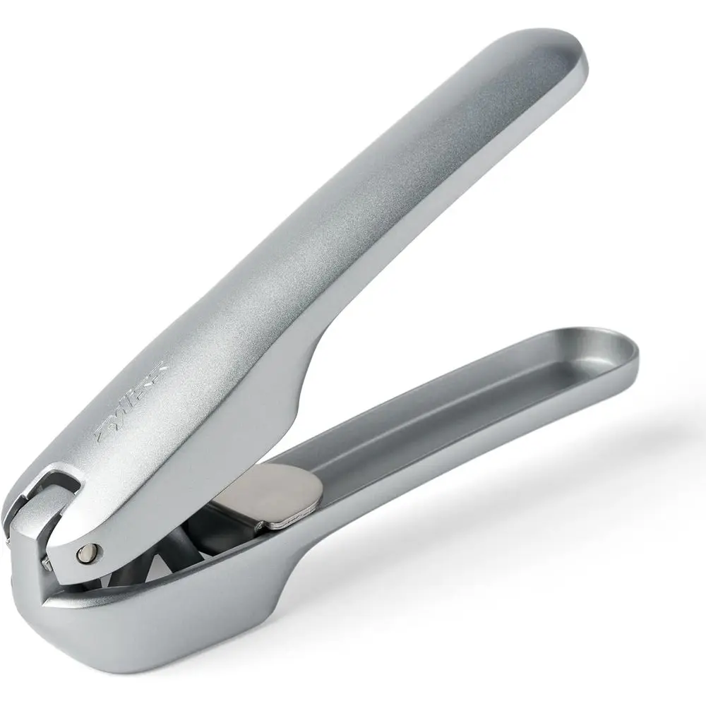 Susi 4 Garlic Pr- Garlic Crusher or Efficient Mincing - Odor-free Hands - Large Chamber Made of Durable Stainless Steel - Multi-
Susi 4 Garlic Pr- Garlic Crusher or Efficient Mincing - Odor-free Hands - Large Chamber Made of Durable Stainless Steel - Multi-