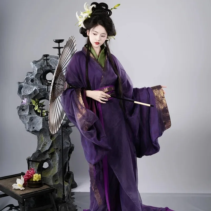 Hanfu Warring States Robe Restoration Purple-green Brocade Double Layer Spring, Autumn and Winter Daily Photography
Hanfu Warring States Robe Restoration Purple-green Brocade Double Layer Spring, Autumn and Winter Daily Photography