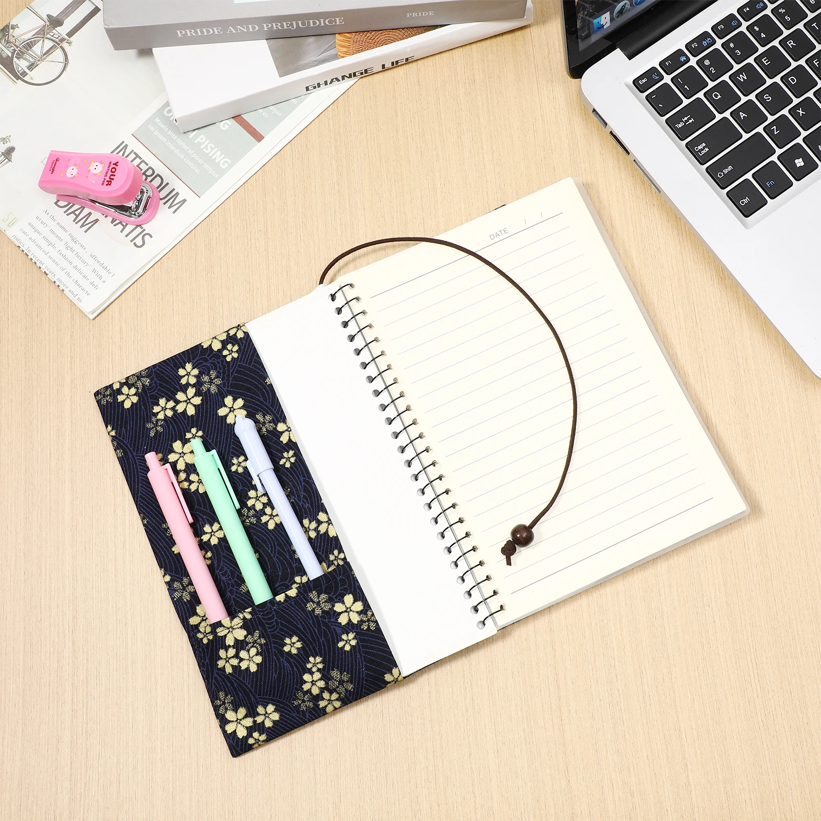 Decorative Cloth Book Cover Handmade Protective Sleeve for Students Creative Stylish Notebook Case Exquisite Book Protector
Decorative Cloth Book Cover Handmade Protective Sleeve for Students Creative Stylish Notebook Case Exquisite Book Protector