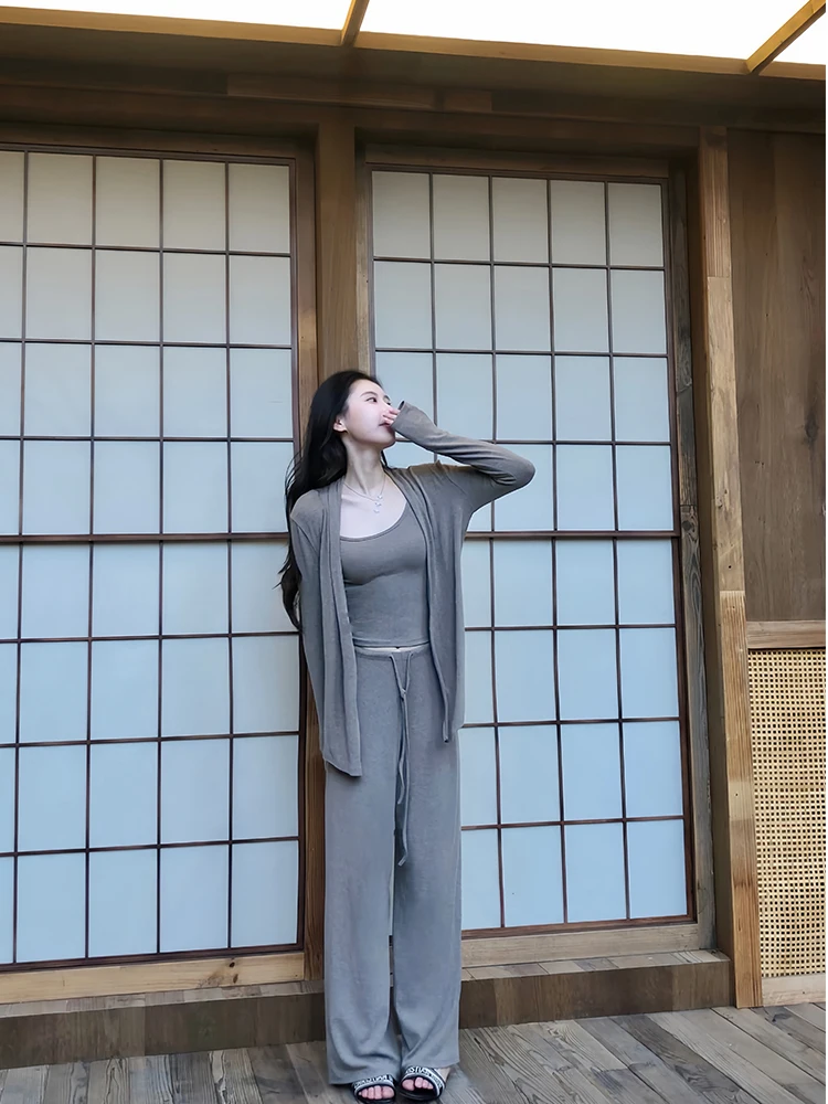 Fashionable Lazy Style Three-Piece Set Autumn 2025 Casual Sleeveless Cardigan with Belt Long Pants round Neck Breathable Wome...
Fashionable Lazy Style Three-Piece Set Autumn 2025 Casual Sleeveless Cardigan with Belt Long Pants round Neck Breathable Wome...
