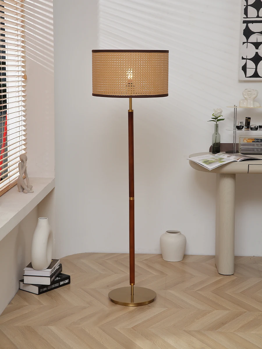Floor lamp Nordic simple modern living room bedroom bedside creative ins style light luxury Japanese rattan vertical table lamp
Floor lamp Nordic simple modern living room bedroom bedside creative ins style light luxury Japanese rattan vertical table lamp