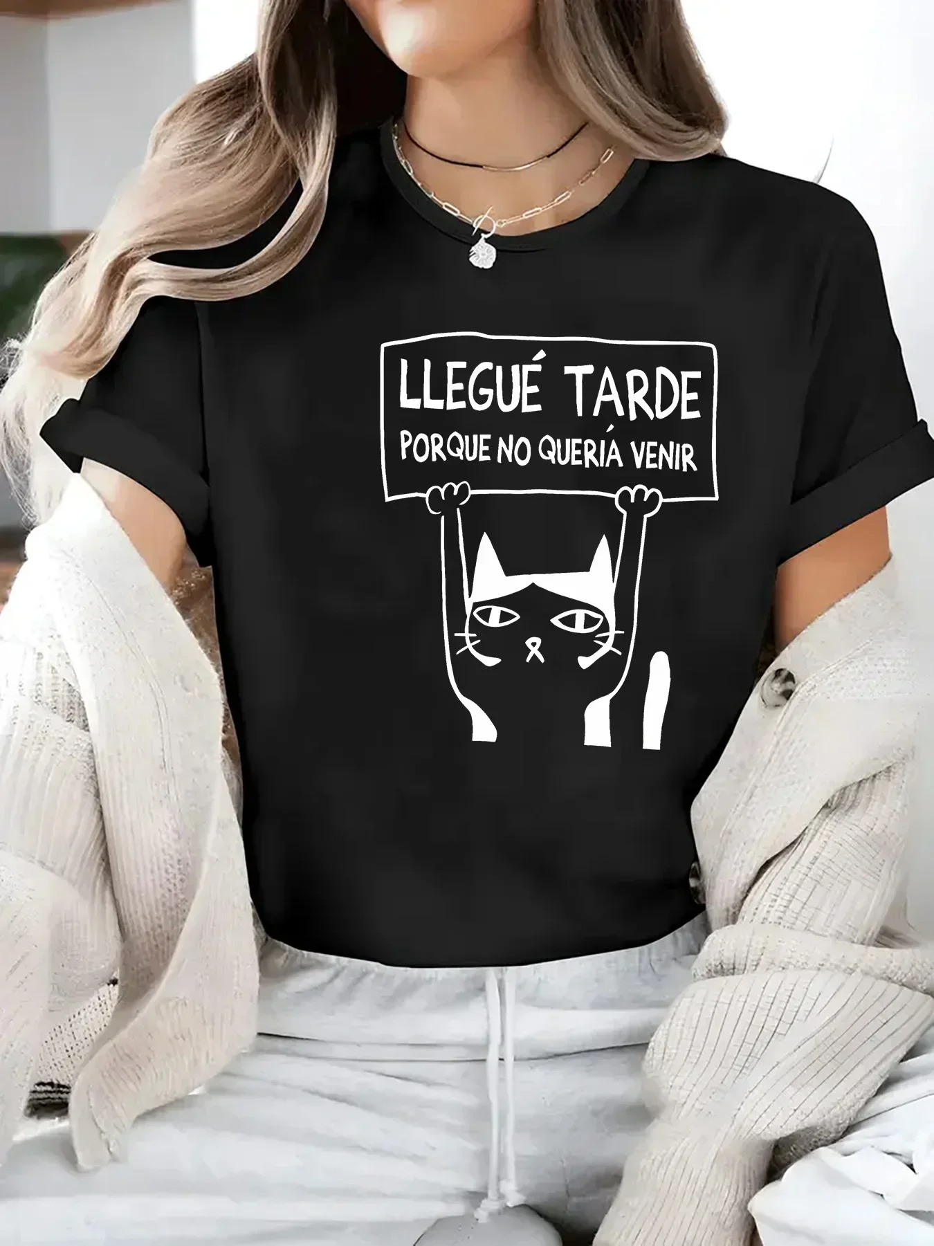 Graphic & Spanish Quote Grey Round Neck Summer Casual Attire Women's Casual Short Sleeve T-Shirt with Funny Cat Protest Tops
Graphic & Spanish Quote Grey Round Neck Summer Casual Attire Women's Casual Short Sleeve T-Shirt with Funny Cat Protest Tops