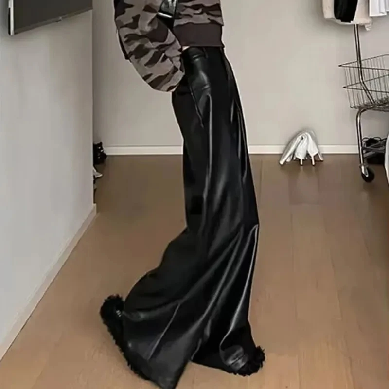 2024Ready Stock Ladies High Waisted Faux Leather Pants Flare Leg Trousers Bell Bottom PU Leather Pants
2024Ready Stock Ladies High Waisted Faux Leather Pants Flare Leg Trousers Bell Bottom PU Leather Pants