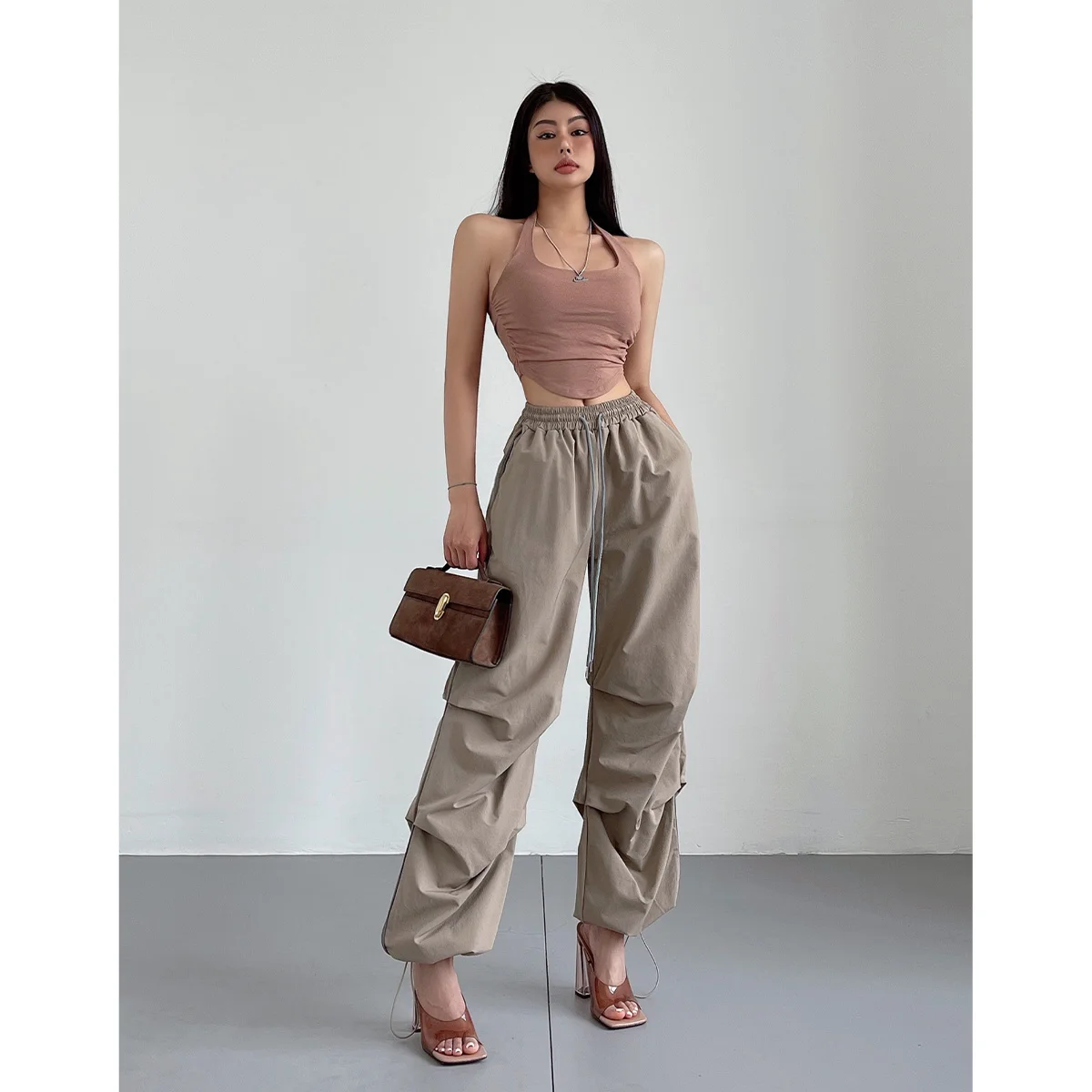 American Cargo Pants Women Summer Jazz Dance Wide Leg Pants Pleated Loose Casual Pants Fashion Women 2023 Fashion M953
American Cargo Pants Women Summer Jazz Dance Wide Leg Pants Pleated Loose Casual Pants Fashion Women 2023 Fashion M953