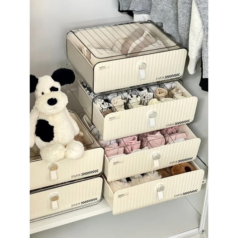 Underwear storage, household socks, bras, clothing separation, three-in-one drawer storage box.
Underwear storage, household socks, bras, clothing separation, three-in-one drawer storage box.