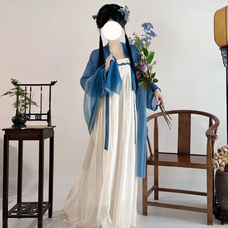 Новое китайское платье Hanfu 2025 года — модный типический китайский женский костюм Qixiong Ruqun (повседневная одежда, традиционный наряд для женщин)
Новое китайское платье Hanfu 2025 года — модный типический китайский женский костюм Qixiong Ruqun (повседневная одежда, традиционный наряд для женщин)