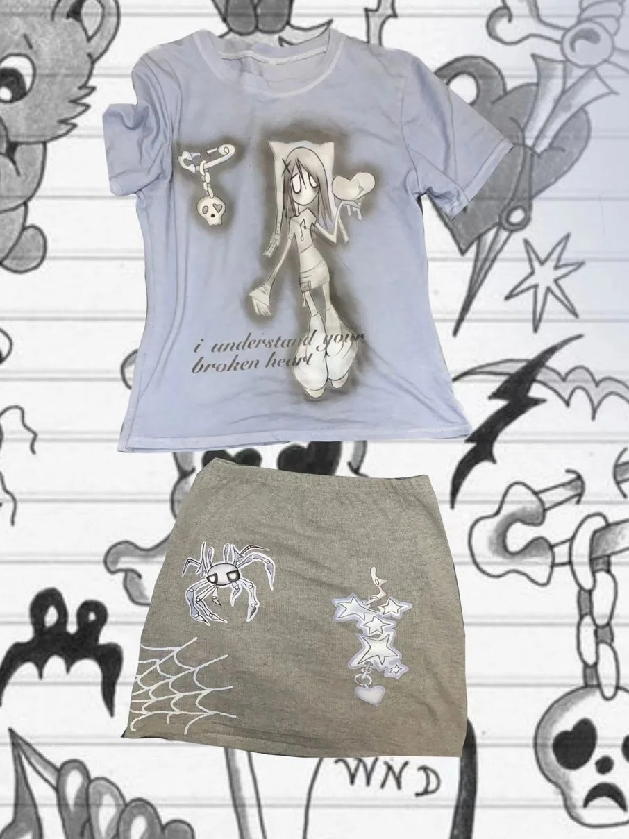 Y2K retro Harajuku spicy girl vintage tie dye gray blue women's T-shirt+short skirt set summer American trend women's set
Y2K retro Harajuku spicy girl vintage tie dye gray blue women's T-shirt+short skirt set summer American trend women's set