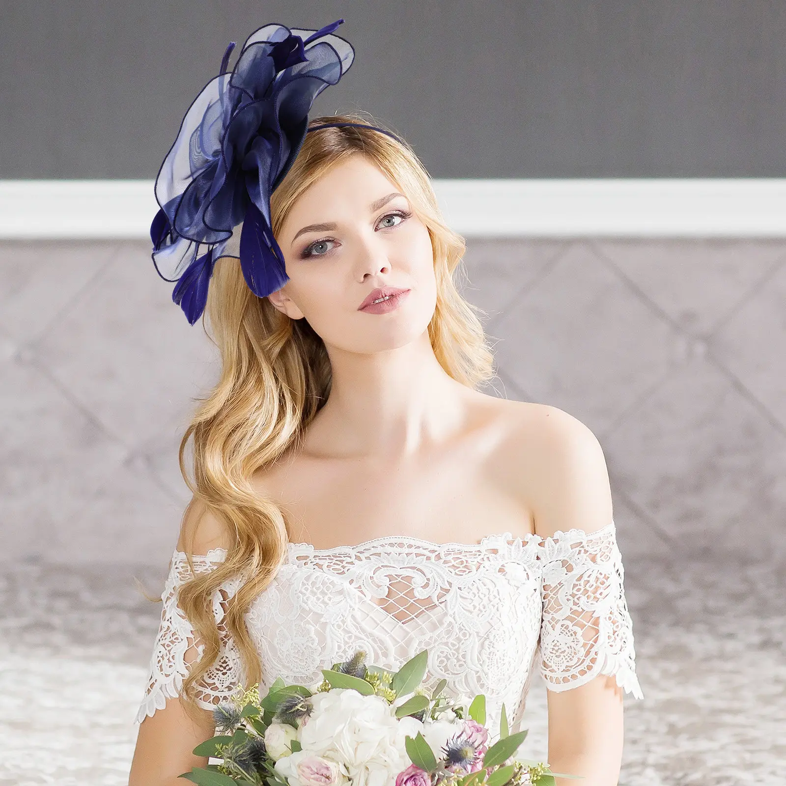 Elegant European Style Fascinator Headpiece for Women Featuring Delicate Mesh Plume Floral Design Tea Party Fashion
Elegant European Style Fascinator Headpiece for Women Featuring Delicate Mesh Plume Floral Design Tea Party Fashion