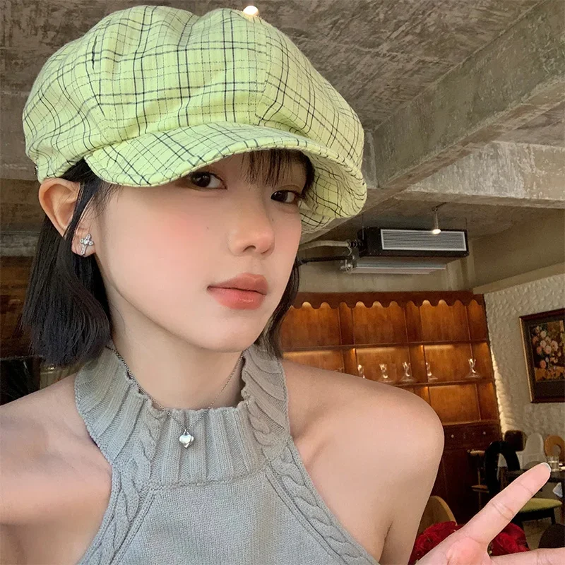 Ins Fresh Green Plaid Octagonal Newsboy Hats for Women Spring and Summer New Show Face Small Retro Versatile Cloud Berets Cap
Ins Fresh Green Plaid Octagonal Newsboy Hats for Women Spring and Summer New Show Face Small Retro Versatile Cloud Berets Cap