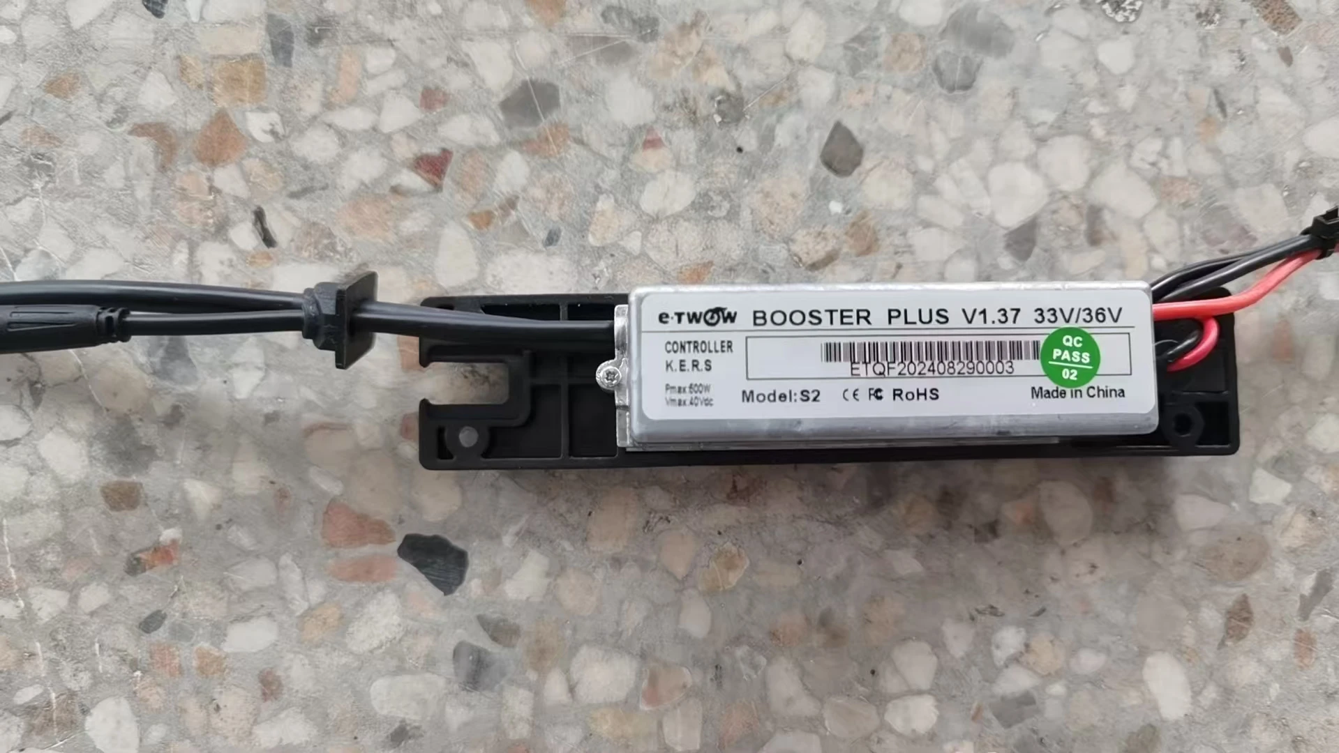Original E-TWOW controller for BOOSTER PLUS/BOOSTER V 33V-36V V1.37 VERSION CONTRLLER SPARE PARTS
Original E-TWOW controller for BOOSTER PLUS/BOOSTER V 33V-36V V1.37 VERSION CONTRLLER SPARE PARTS