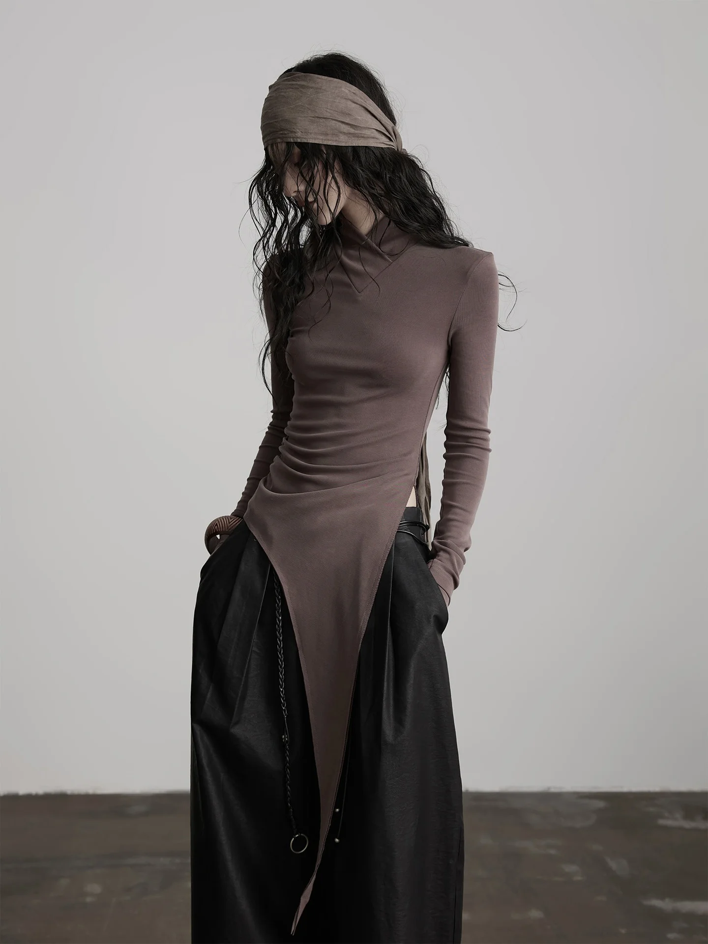 Slim Fit Long Sve T-irt High Collar Waist Cinching Earth Tone Breathable Women's Top Ci Walk Casual Sle Knitted Moda...
Slim Fit Long Sve T-irt High Collar Waist Cinching Earth Tone Breathable Women's Top Ci Walk Casual Sle Knitted Moda...