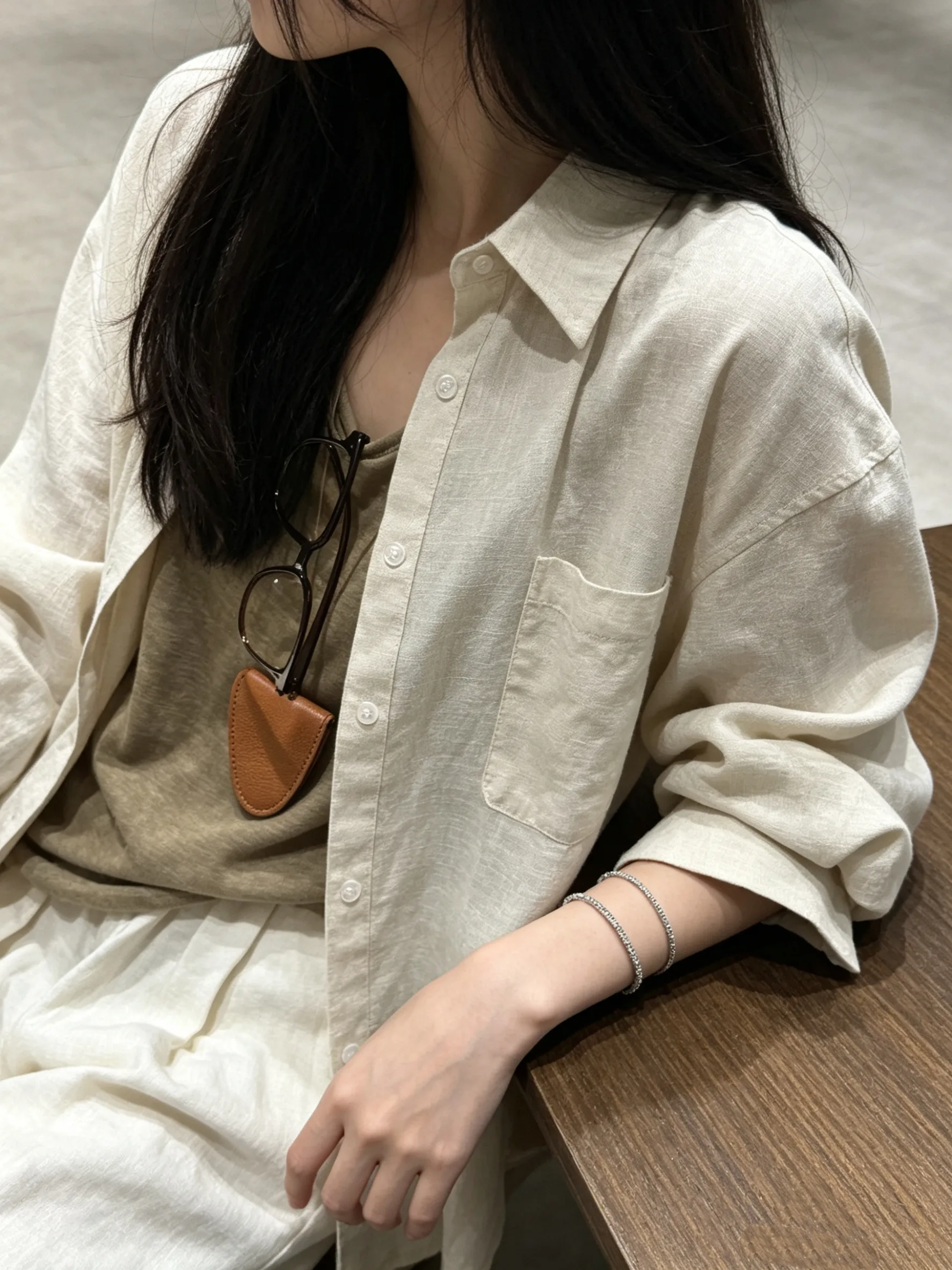 Linen Long Sleeve Shirt Coat Women's Summer Casual Loose Fit Sun Protection Outerwear Korean Style Breathable Skin-Friendly
Linen Long Sleeve Shirt Coat Women's Summer Casual Loose Fit Sun Protection Outerwear Korean Style Breathable Skin-Friendly
