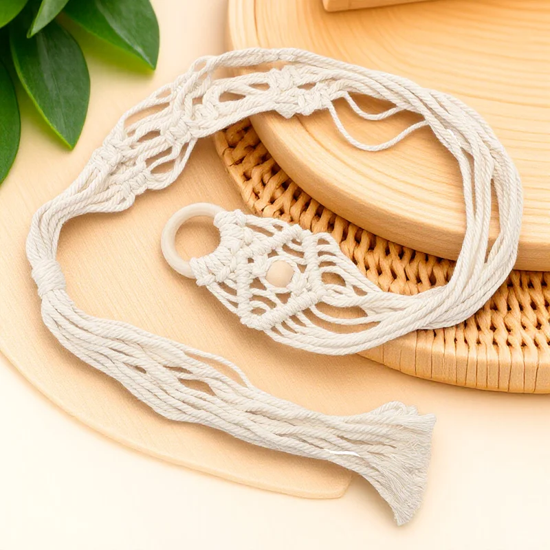 Macrame Ukulele Hanger Handwoven Cotton Rope Wall Mount Holder Versatile Ukulele Guitar Small Guitar Indoor Outdoor Hanger
Macrame Ukulele Hanger Handwoven Cotton Rope Wall Mount Holder Versatile Ukulele Guitar Small Guitar Indoor Outdoor Hanger