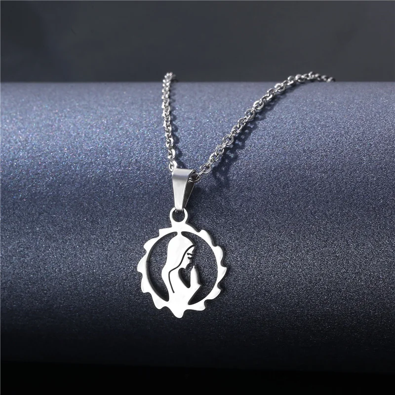 Creative Titanium Steel Stainless Steel Round Mother's Pendant for Women - Mother's Day Necklace. Allergy-proof jewelry.
Creative Titanium Steel Stainless Steel Round Mother's Pendant for Women - Mother's Day Necklace. Allergy-proof jewelry.
