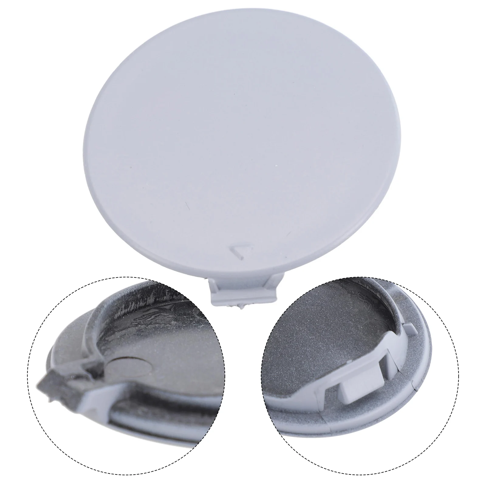 1PC Tow Hook Eye Cover For BMW E81 E87 1 SERIES 2004-2012 Auto Front Bumper Tow Hook Cover Replace 51117837429 7837429 Part
1PC Tow Hook Eye Cover For BMW E81 E87 1 SERIES 2004-2012 Auto Front Bumper Tow Hook Cover Replace 51117837429 7837429 Part