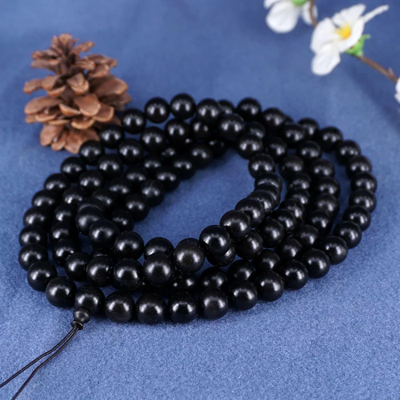 Буддийский браслет в тибетском стиле с 108 бусинами, круглые бусины из яка, черные бусины из бычьего рога из Хохотонга.
Буддийский браслет в тибетском стиле с 108 бусинами, круглые бусины из яка, черные бусины из бычьего рога из Хохотонга.