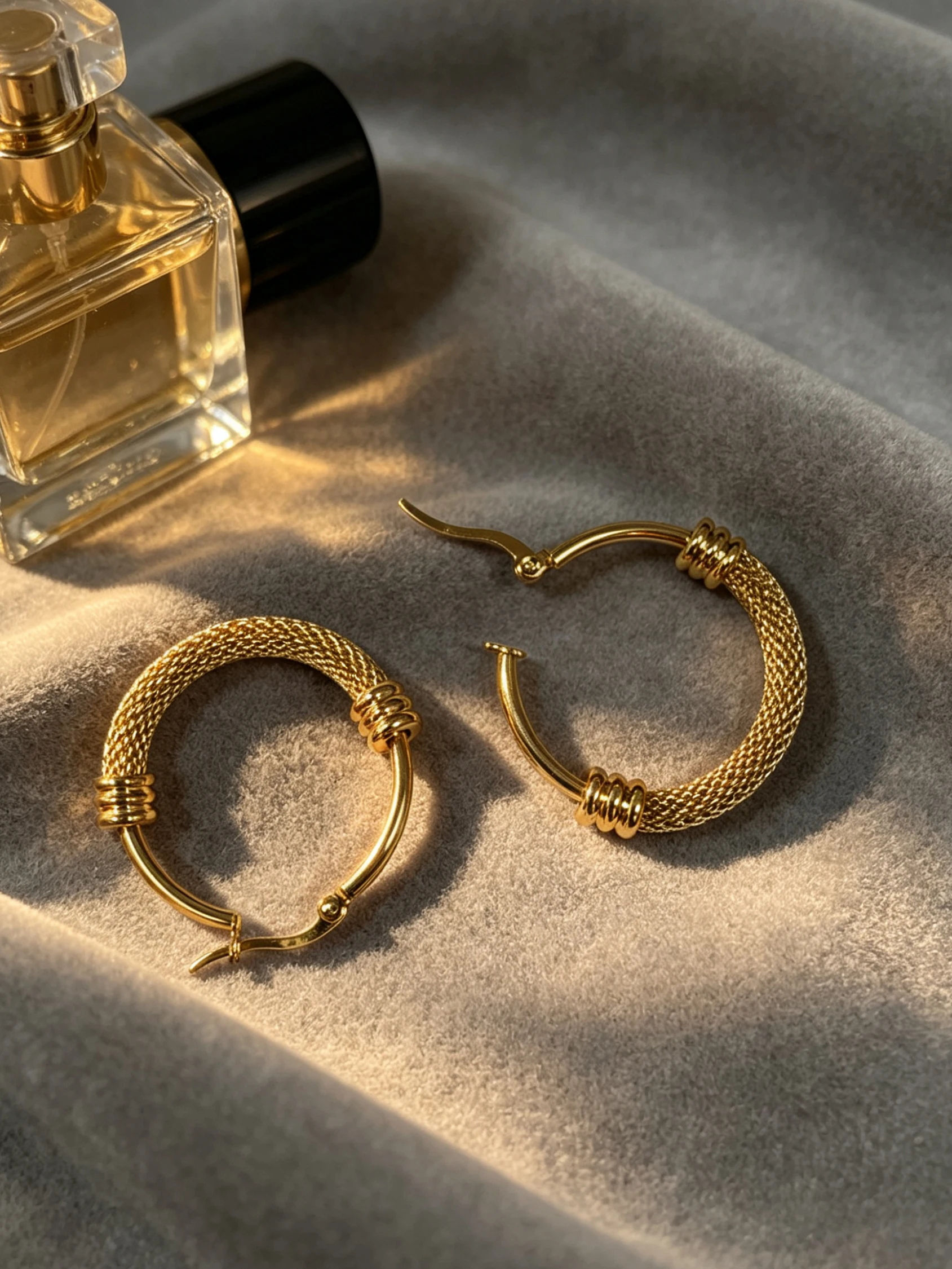 Long-Lasting Earring, Cameo Jewelry, Gold Color, Metal Rotating, Earring, Cameo, Cameo
Long-Lasting Earring, Cameo Jewelry, Gold Color, Metal Rotating, Earring, Cameo, Cameo