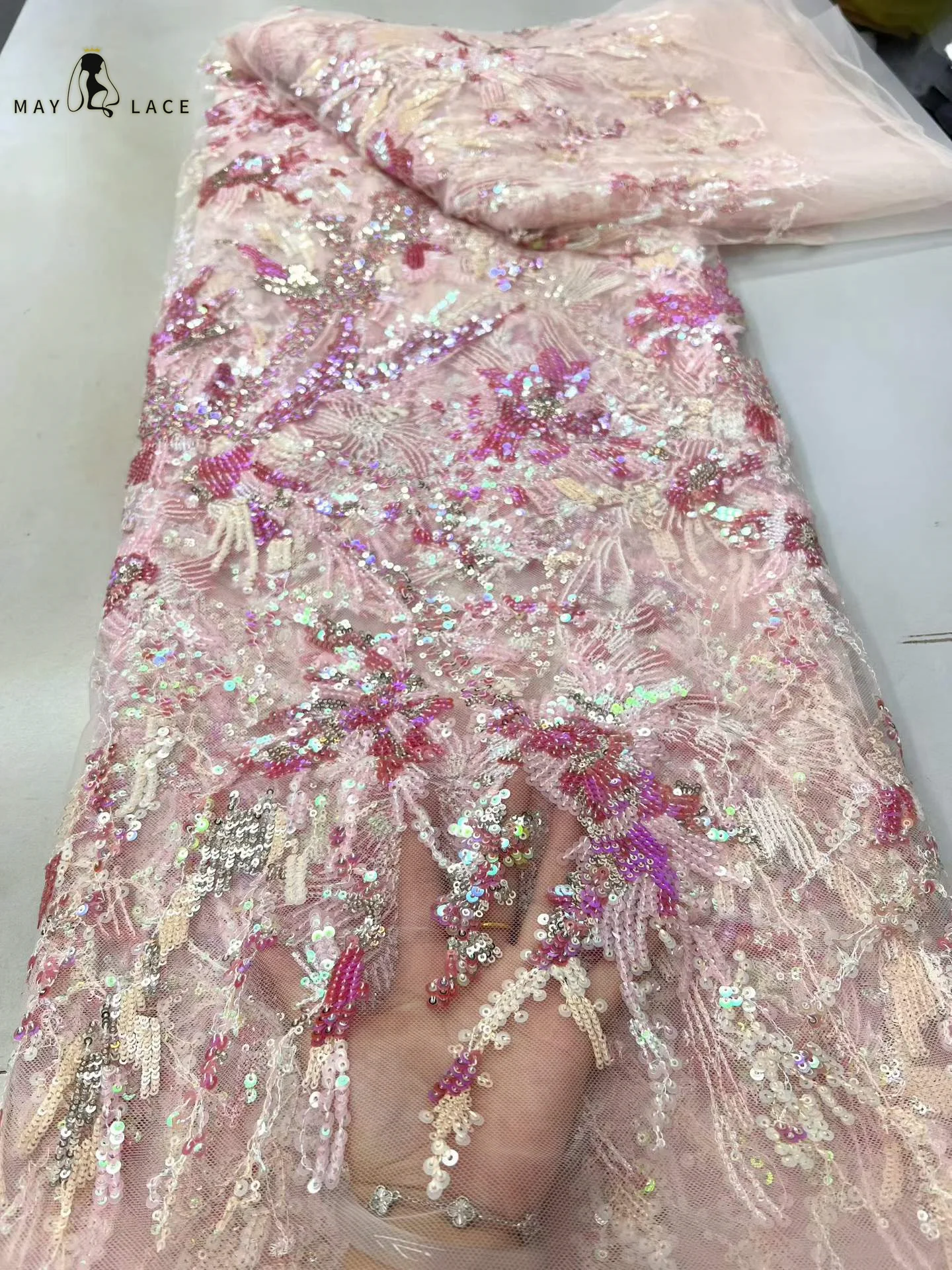 Shiny Sequins Tulle Lace Fabric 2026 Latest High Quality Embroidery Mesh Nigerian African Lace Material for Party Asoebi Dress
Shiny Sequins Tulle Lace Fabric 2026 Latest High Quality Embroidery Mesh Nigerian African Lace Material for Party Asoebi Dress