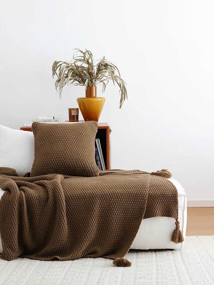 Nordic Style Casual Knitted Blanket Air Conditioned Sofa Decorative Brown Coffee Bed Tail Towel Homestay Accommodation
Nordic Style Casual Knitted Blanket Air Conditioned Sofa Decorative Brown Coffee Bed Tail Towel Homestay Accommodation