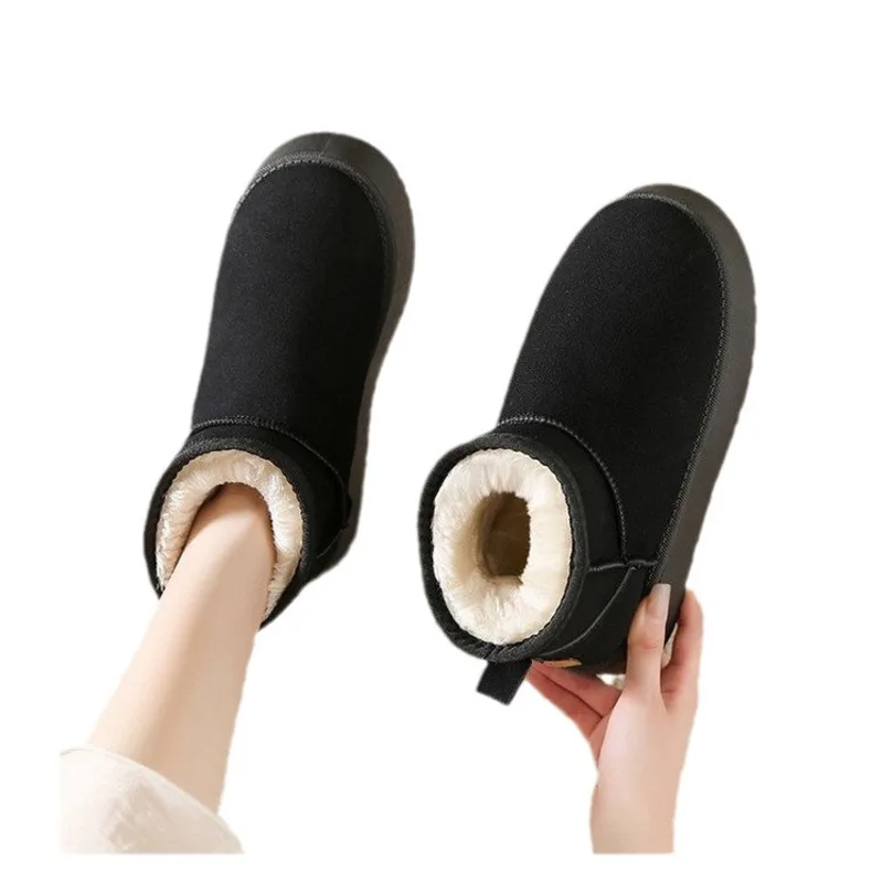 Thick Sole Snow Boots Women's New Winter Thickened Short Student Warm Heels Girls Shoes High Quality Casual Versatile Sneakers
Thick Sole Snow Boots Women's New Winter Thickened Short Student Warm Heels Girls Shoes High Quality Casual Versatile Sneakers
