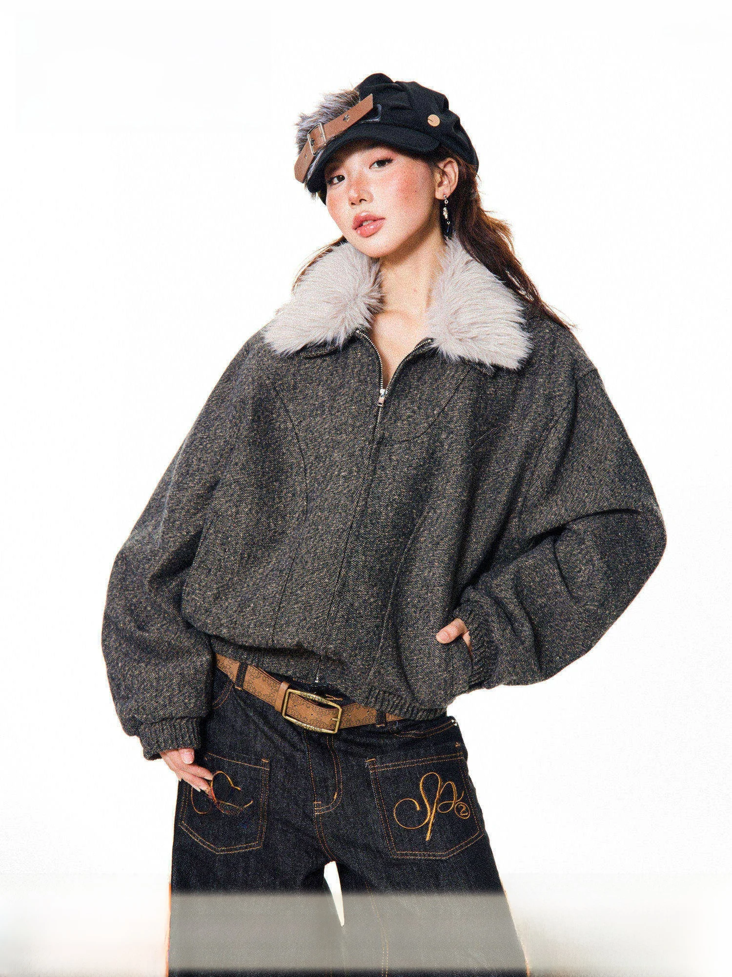 American Sle Vintage Detachable Fur Collar Jaet Women's Loose Fit Turn-down Collar Coat Autumn Winter Versatile Casual Ou...
American Sle Vintage Detachable Fur Collar Jaet Women's Loose Fit Turn-down Collar Coat Autumn Winter Versatile Casual Ou...