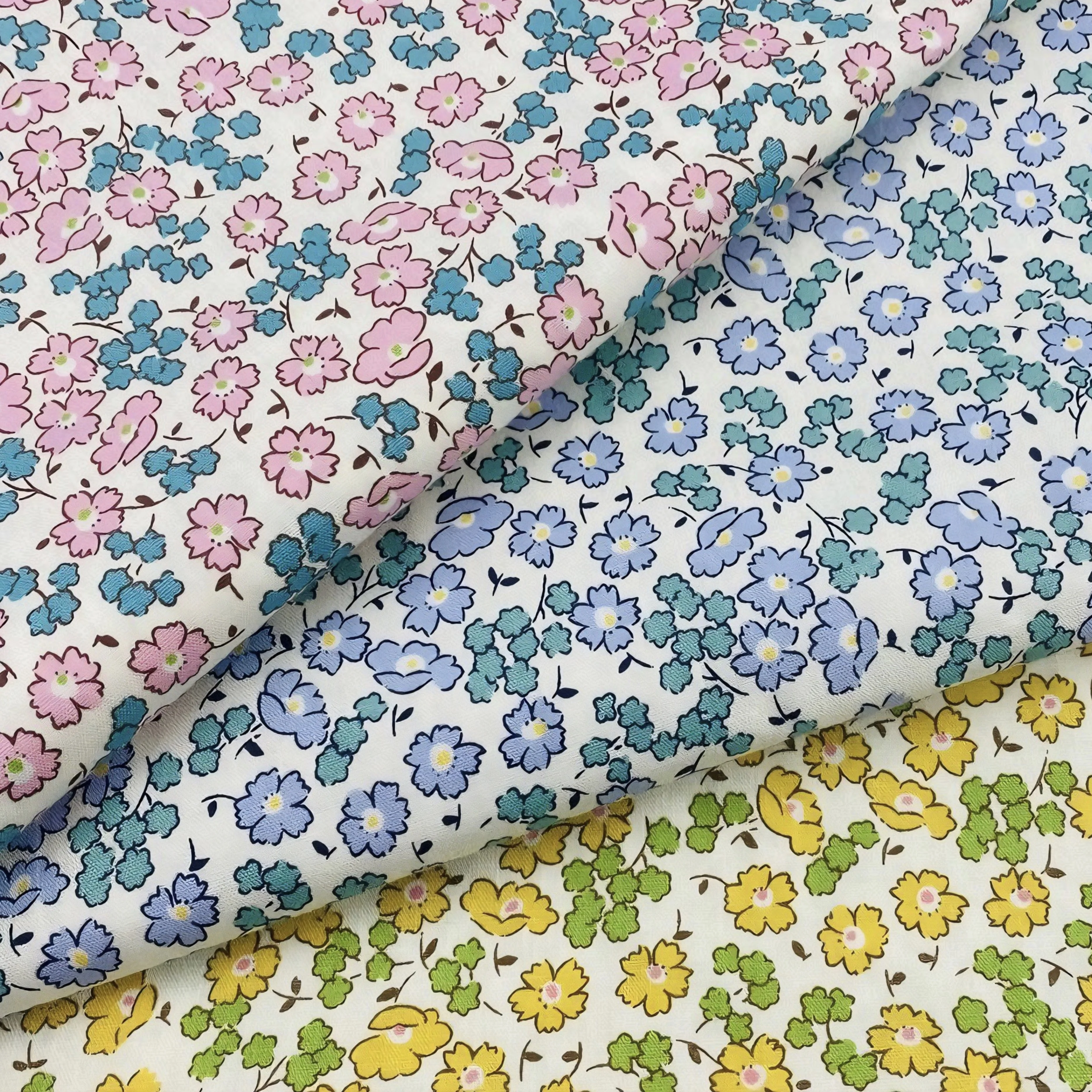 High - Quality Cotton Fabric with Adorable Ditsy Floral Prints in Pink, Blue and Yellow for DIY Clothing & Crafts
High - Quality Cotton Fabric with Adorable Ditsy Floral Prints in Pink, Blue and Yellow for DIY Clothing & Crafts
