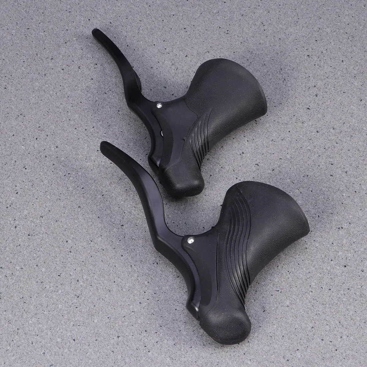 1 пара рычагов из алюминиевого сплава 22,2-23,8 мм, универсальный велосипедный тормозной рычаг для дорожных велосипедов с фиксированной передачей, черный легкий ручной тормоз
1 пара рычагов из алюминиевого сплава 22,2-23,8 мм, универсальный велосипедный тормозной рычаг для дорожных велосипедов с фиксированной передачей, черный легкий ручной тормоз